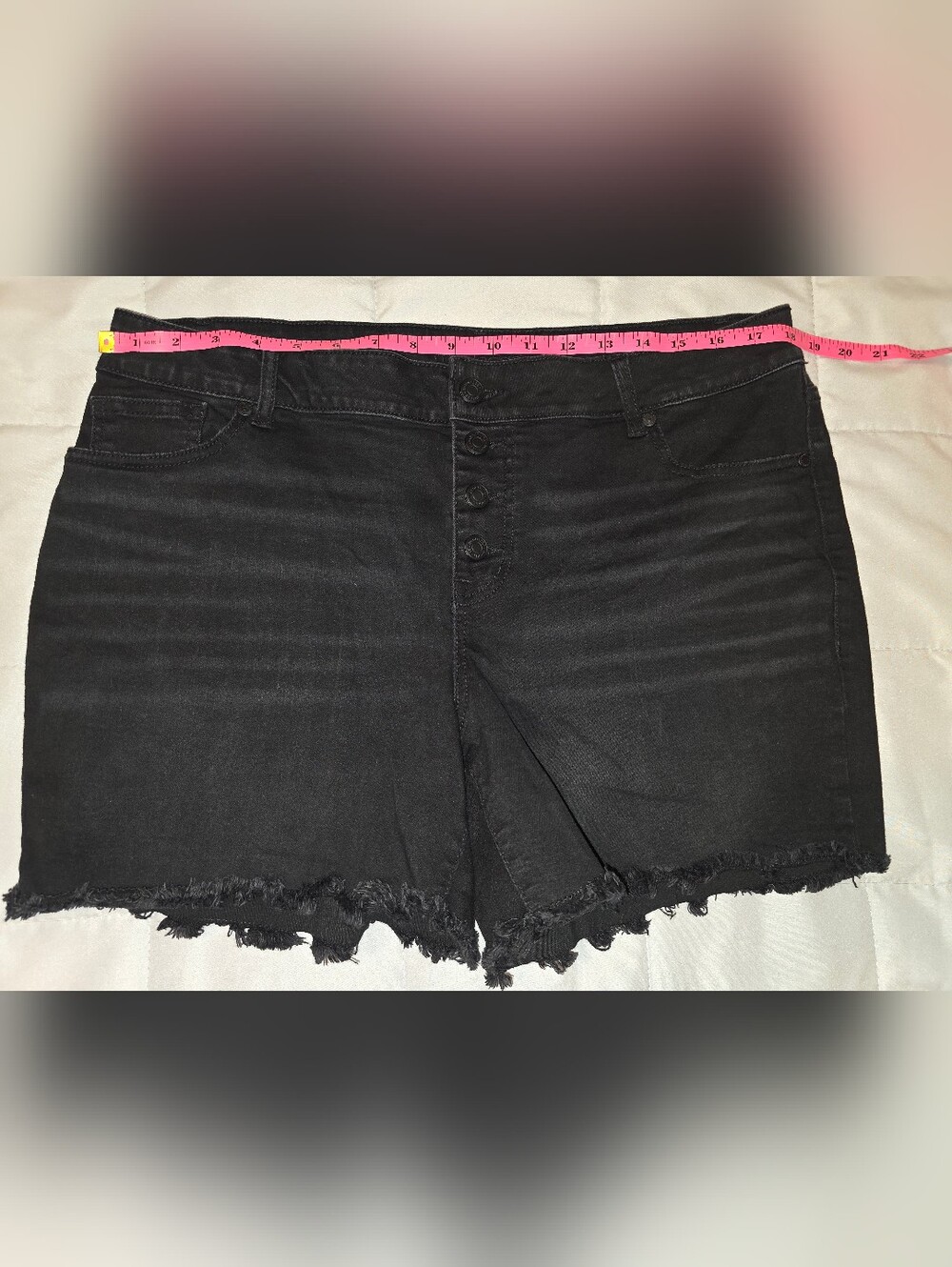 Maurices Black Distressed Stretch Jean Shorts, Sz 16